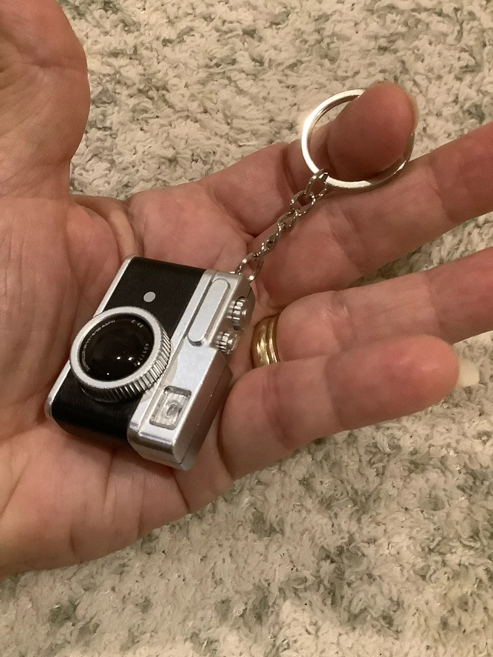 Vintage-Style Black & Silver Mini Camera Keychain Bag Charm NWT 4”